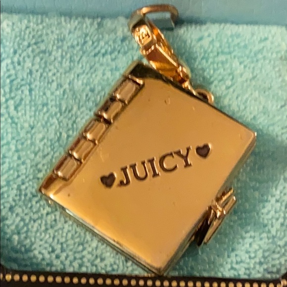 Juicy Couture LOOK BOOK CHARM GOLD Rare HTF New - Picture 2 of 8